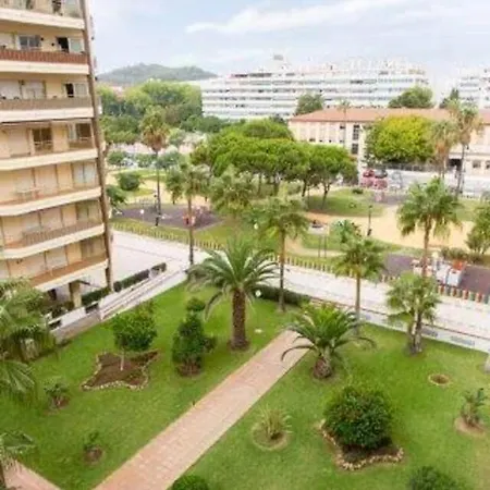 Beautiful 2 Bedrooms , Dona Sofia. Lägenhet *